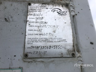 2011 Right Mfg. EZ4-10 Planta dosificadora de hormigon