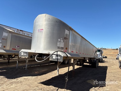 2017 Travis 37 ft T/A Aluminum End Dump Trailer