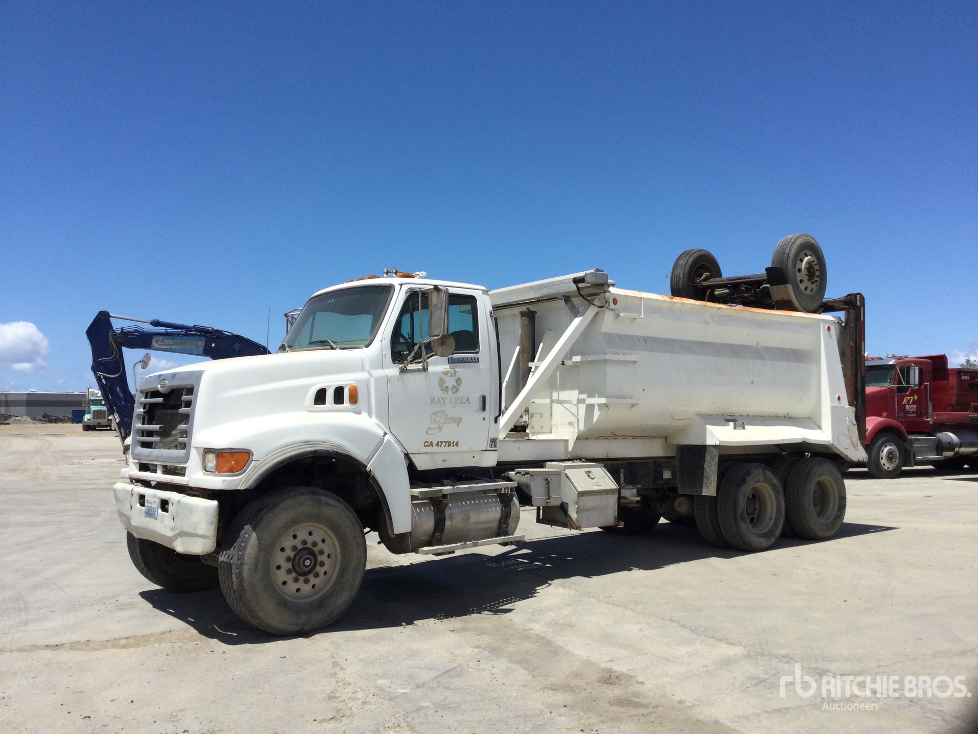 2006 Sterling LT9500 Autocarro ribaltabile 2 assi