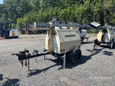 2017 Doosan LSC Light Tower