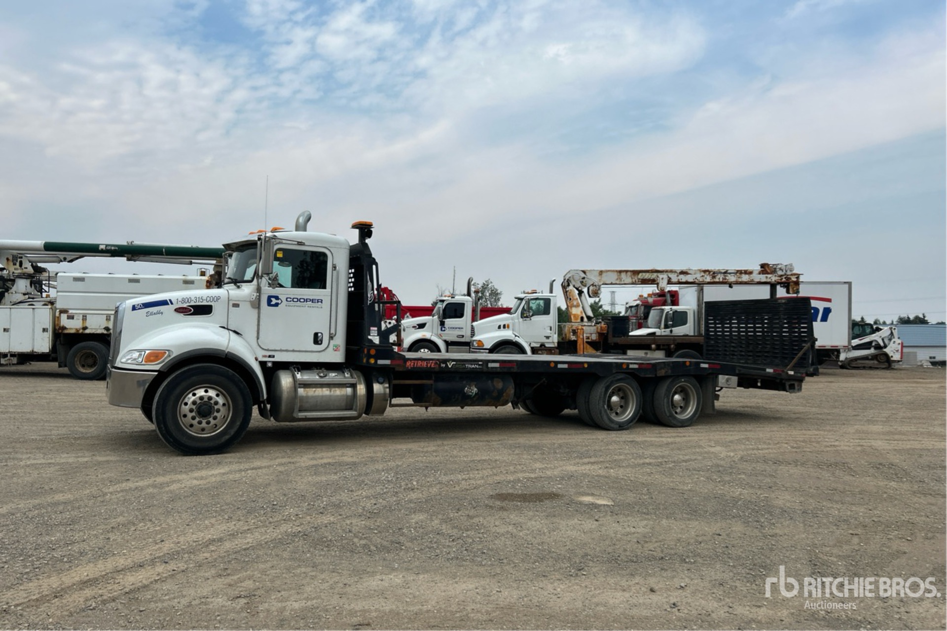 2020 Peterbilt 348 6x4 Platte vrachtwagen