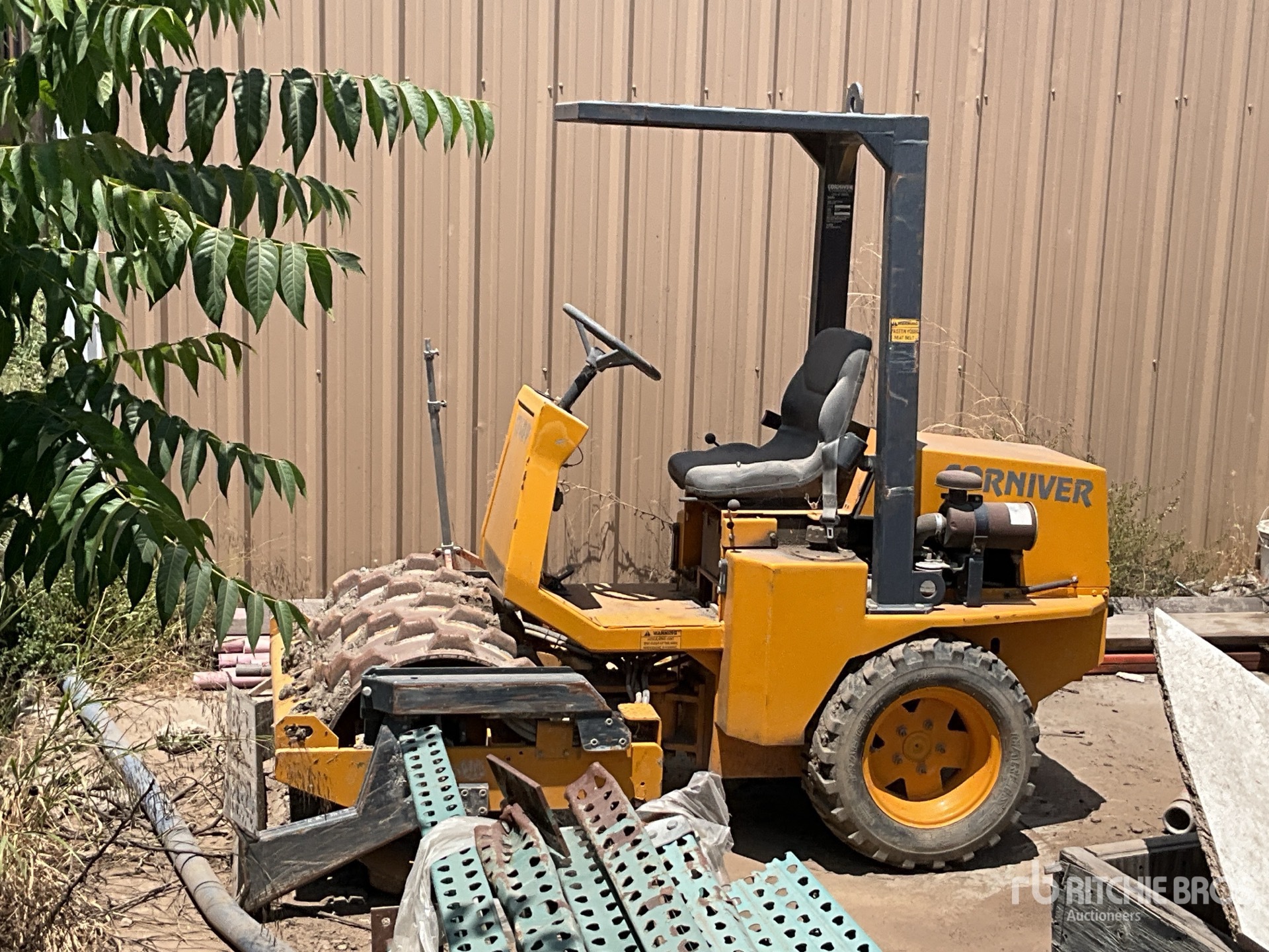 2007 Corniver CT40B Padfoot Drum Compactor