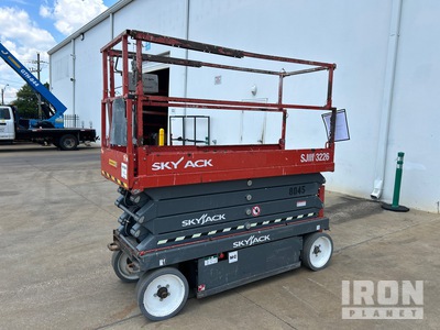 2016 Skyjack SJ3226 Electric Scissor Lift