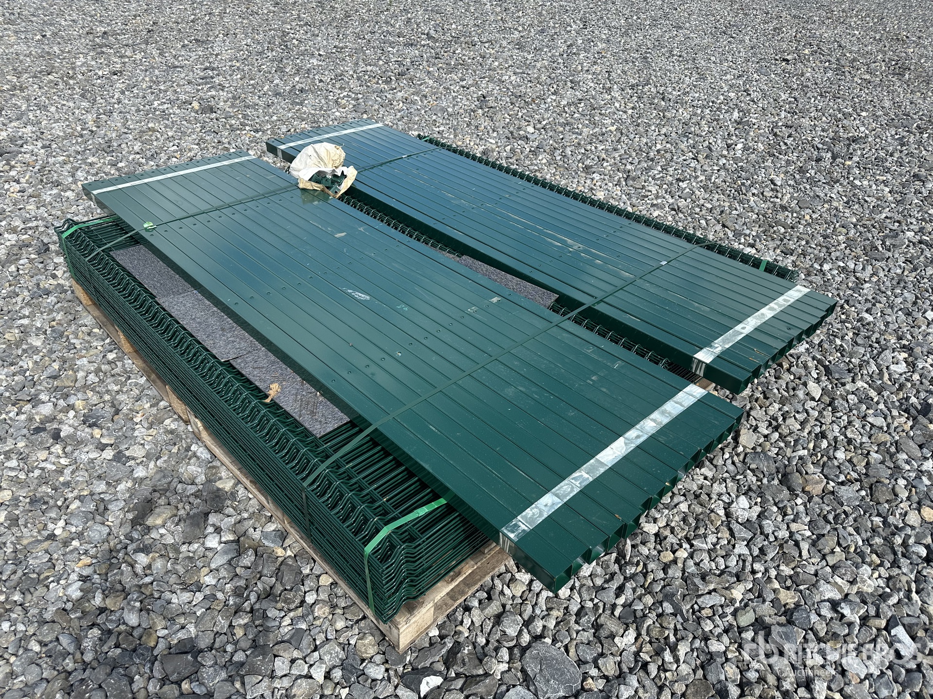 Quantity of (25) 2500mm x 2200mm Mesh Security Vallas