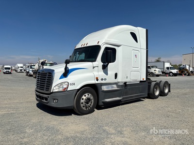 2016 Freightliner Cascadia 125 6x4 Sleeper Truck Tractor