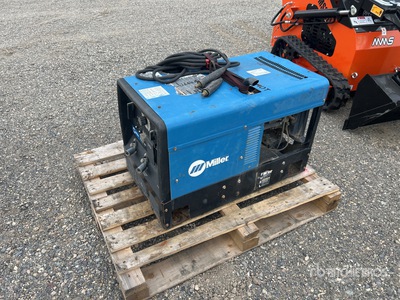 Miller Wildcat 200 معدة لحام بمحرك (Inoperable)