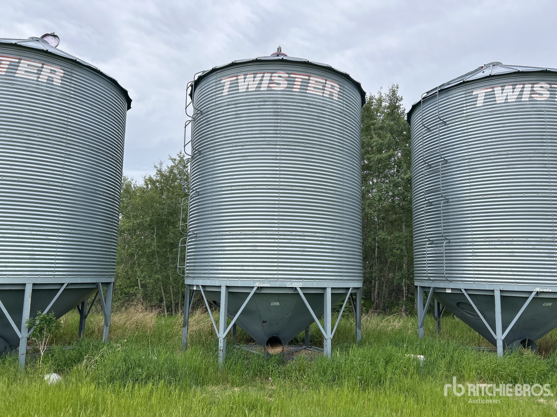 Twister +/- 2200 bu 5 Ring Hopper Cassone per grano