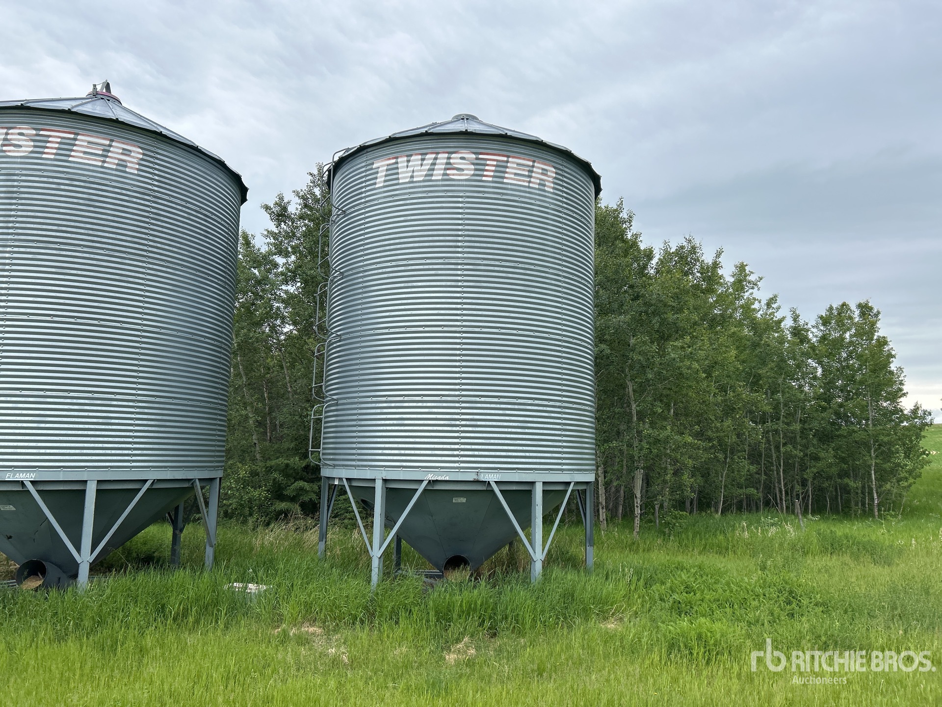 Twister +/- 2200 bu 5 Ring Hopper Cassone per grano