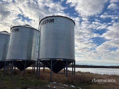 2014 Westor 1805 +/- 4920 bu 5 Ring Hopper Grain Bin