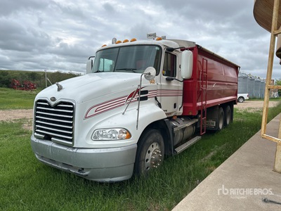 2002 Mack CX613 Vision 6x4 Autocarro per grano