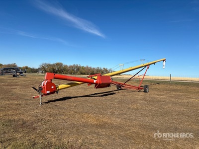 2004 Westfield MK100-61 10 in x 61 ft Swing Grain Auger