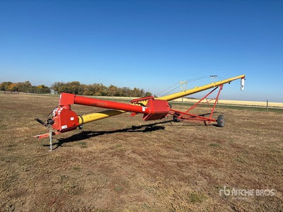 2004 Westfield MK100-61 10 in x 61 ft Swing Grain Auger