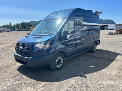 2017 Ford Transit 350 4x2 شاحنة متعددة الاغراض