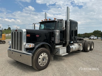 2023 Peterbilt 389 8x4 Ciągnik siodłowy z kabiną sypialną Tri/A