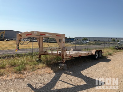 2007 Temco  24 ft T/A Gooseneck Flatbed Trailer