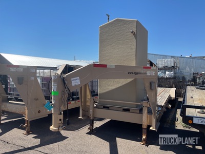 2014 ABU 30 ft Tri/A Gooseneck Oplegger