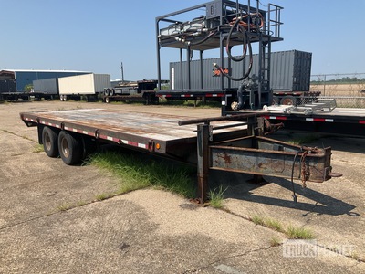 1996 Norris 22 ft T/A Trailer utilitario
