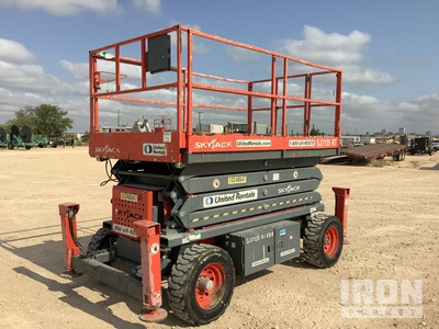 2014 Skyjack SJ7135RT Dual Fuel 4x4 Hebebühne
