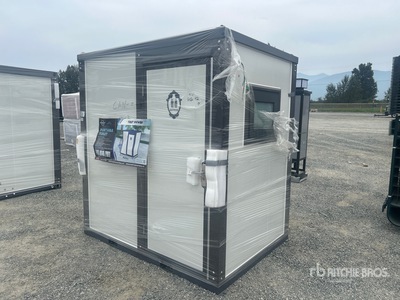 2025 Bastone 110V 7 ft x 5 ft Portable Toilet (Unused)