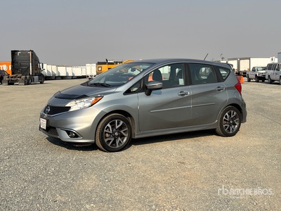2015 Nissan Versa Note سيارة