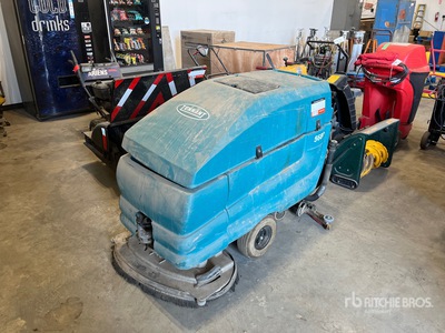 Tennant 5680 Walk-Behind Electric Barredora