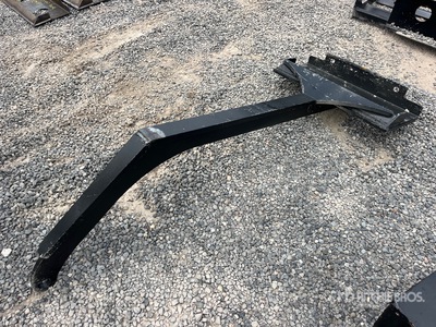 Kit Containers 66 in Mini Skid Steer Boom (Unused)