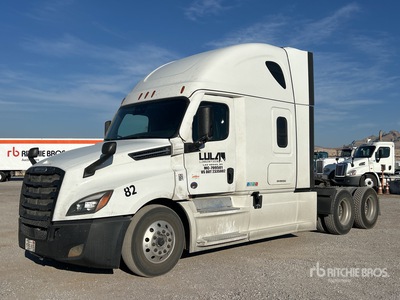 2021 Freightliner Cascadia 126 6x4 T/A Sleeper Truck Tractor