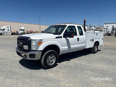 2011 Ford F-250 XL 4x4 Extended Cab Servicewagen