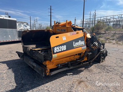 2021 LeeBoy 8520B Track Asphaltfertiger (Inoperable)