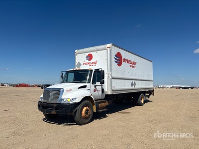 2009 International 4300 4x2 Van Truck