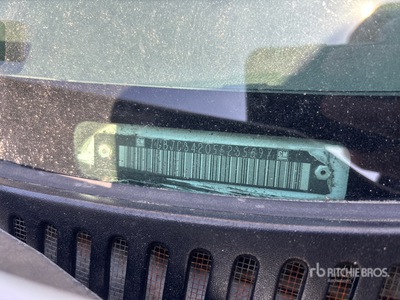 2005 Chevrolet Silverado 3500 4x2 Flatbed Truck