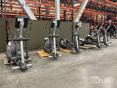 (5) Life Fitness CLSX-DOMXX-05 Cross Trainers