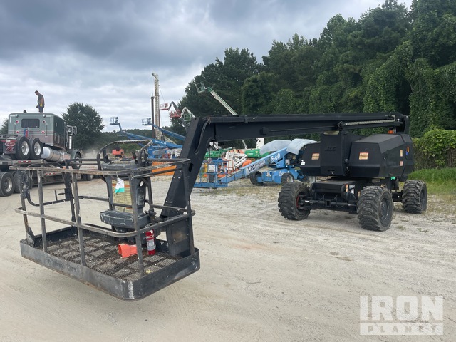 ELEVADOR ARTICULADO 2011 JLG 4WD 800A