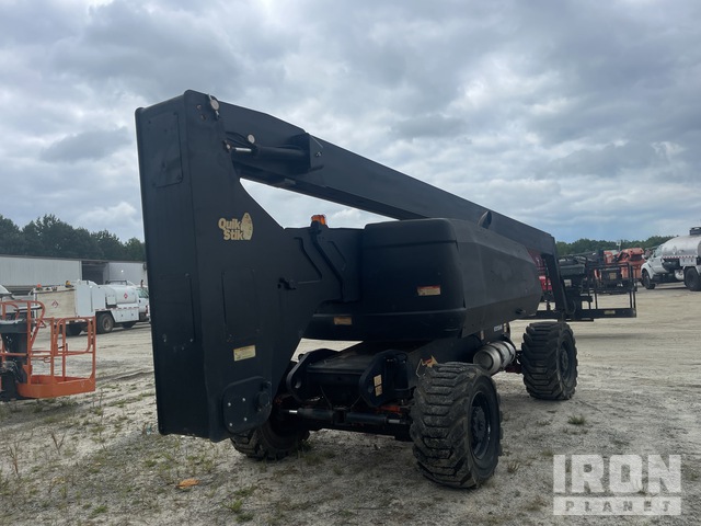 ELEVADOR ARTICULADO 2011 JLG 4WD 800A