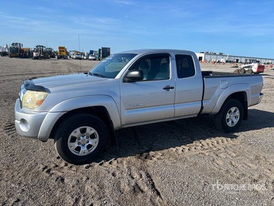 2010 Toyota Tacoma 4x4 Extended Cab Pickup