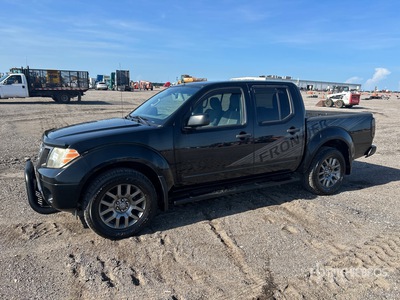 2012 Nissan Frontier XE 4x4 Crew Cab بيك اب