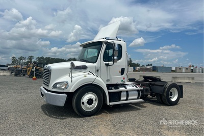 2015 Freightliner M2 112 4x2 Cabina per trattore stradale 2 assi