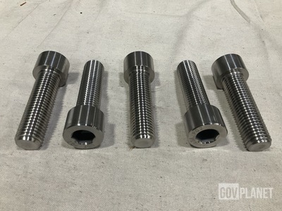 (32) Screws