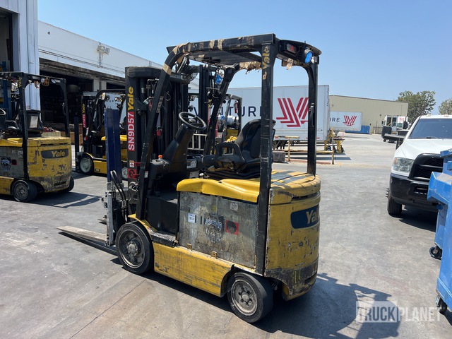 MONTACARGAS ELéCTRICO 2020 YALE ERC050VG