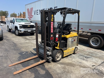 2020 Yale ERC050VG 4600 lb Chariot Élévateur Électrique