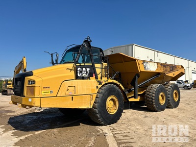 2016 Cat 745C Camion à benne articulé