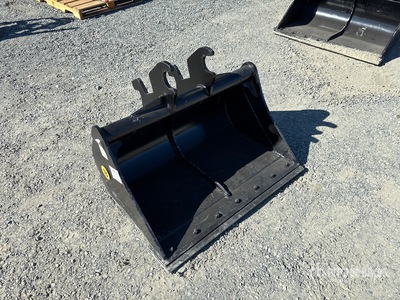 Bully Dog Equipment 42 in Cleanup Baggerlöffel - Fits Kubota U55/U50/KX 057 (Unused)