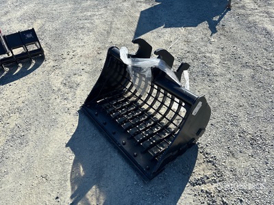 Bully Dog Equipment 42 in Skeleton دلو حفارة - Fits Kubota U55/U50/KX 057 (Unused)