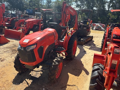 Kubota L3902HST 4WD Utility Tractor (Inoperable)
