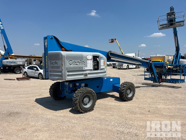 ELEVADOR TELESCóPICO 2018 GENIE 4WD S45