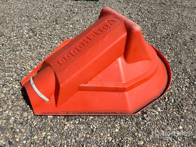 10 in Poly Hopper