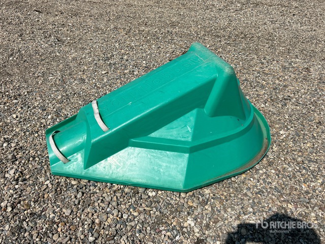 9 in Poly Hopper Divers | Ritchie Bros. Auctioneers