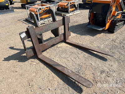 Cat 53 in Q/C Wheel Loader Forks