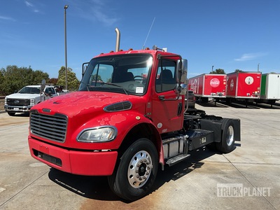 2011 Freightliner M2 106 Hybrid 4x2 S/A Day Cab Truck Tractor