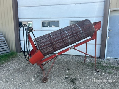 Snowco Hydraulic Grain Cleaner